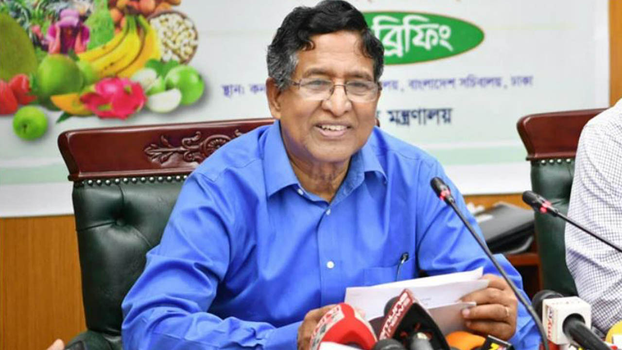 ব্রয়লার মুরগিতে ক্ষতিকর কিছু নেই: কৃষিমন্ত্রী