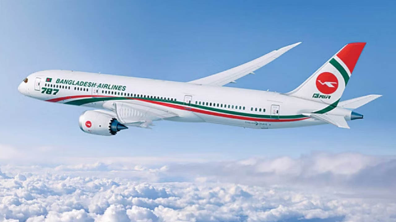 চাকা ফাটায় ৭২ যাত্রী নিয়ে বিমানের জরুরি অবতরণ 