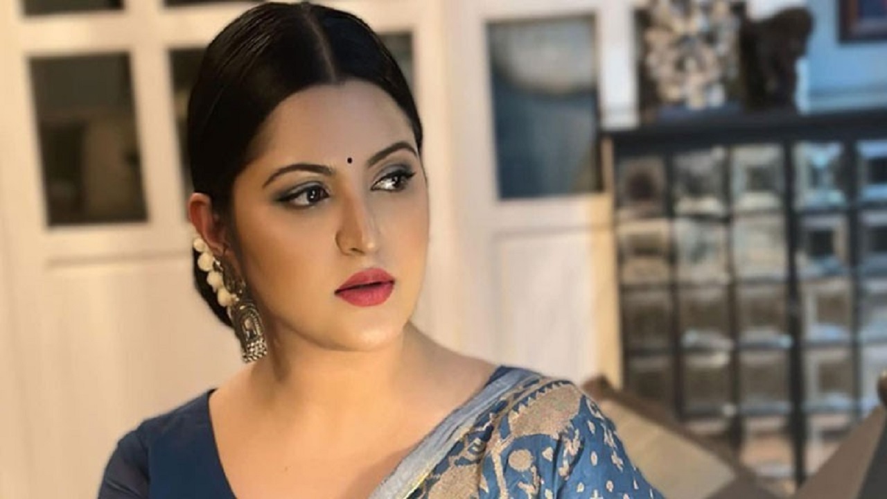 ২৪ ঘণ্টার মধ্যে ডিভোর্স চান পরীমণি