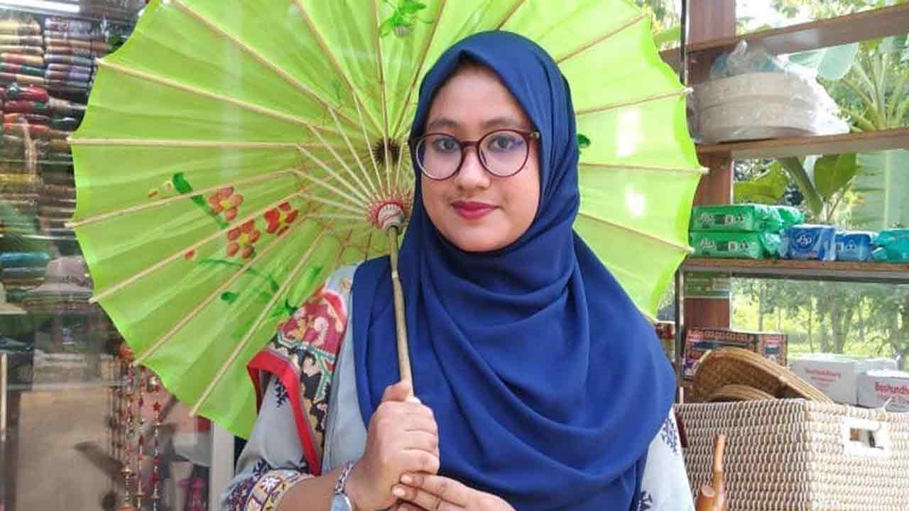 নবজাতকের মৃত্যুর পর চলে গেলেন মা আঁখিও