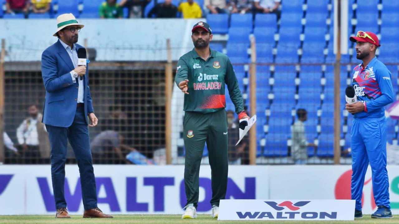 টস জিতেছে আফগানিস্তান