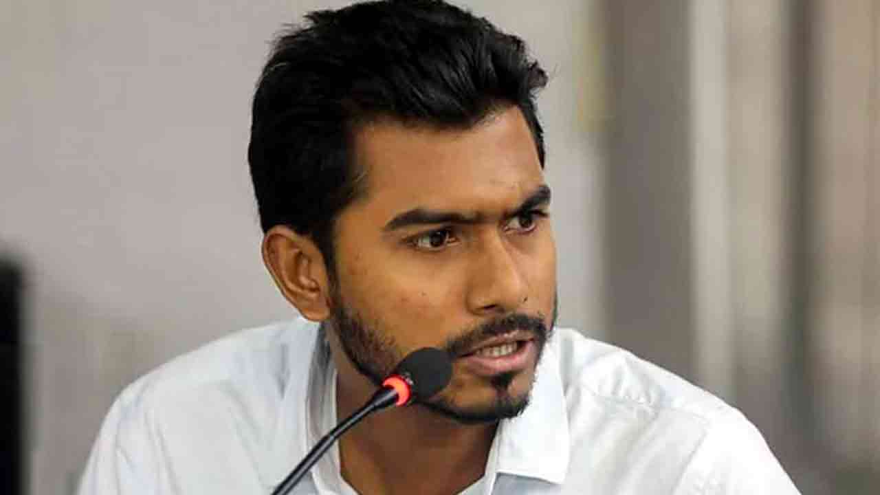 নুরুল হক নুর ( ফাইল ছবি)