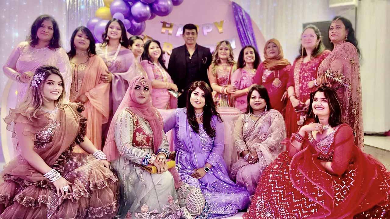 লস অ্যাঞ্জেলেসে নারীদের সঙ্গে জায়েদ খান