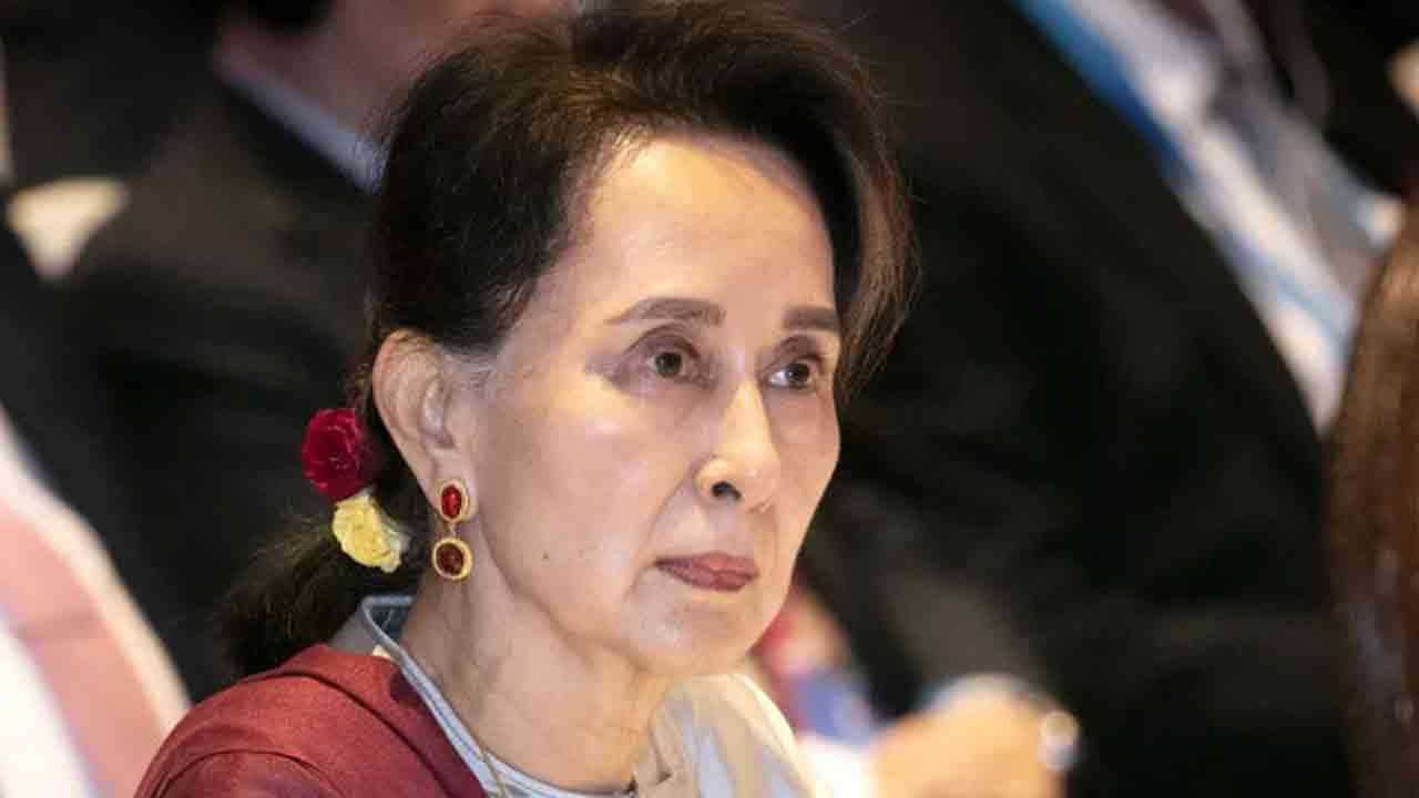 অং সান সু চি (ফাইল ছবি)