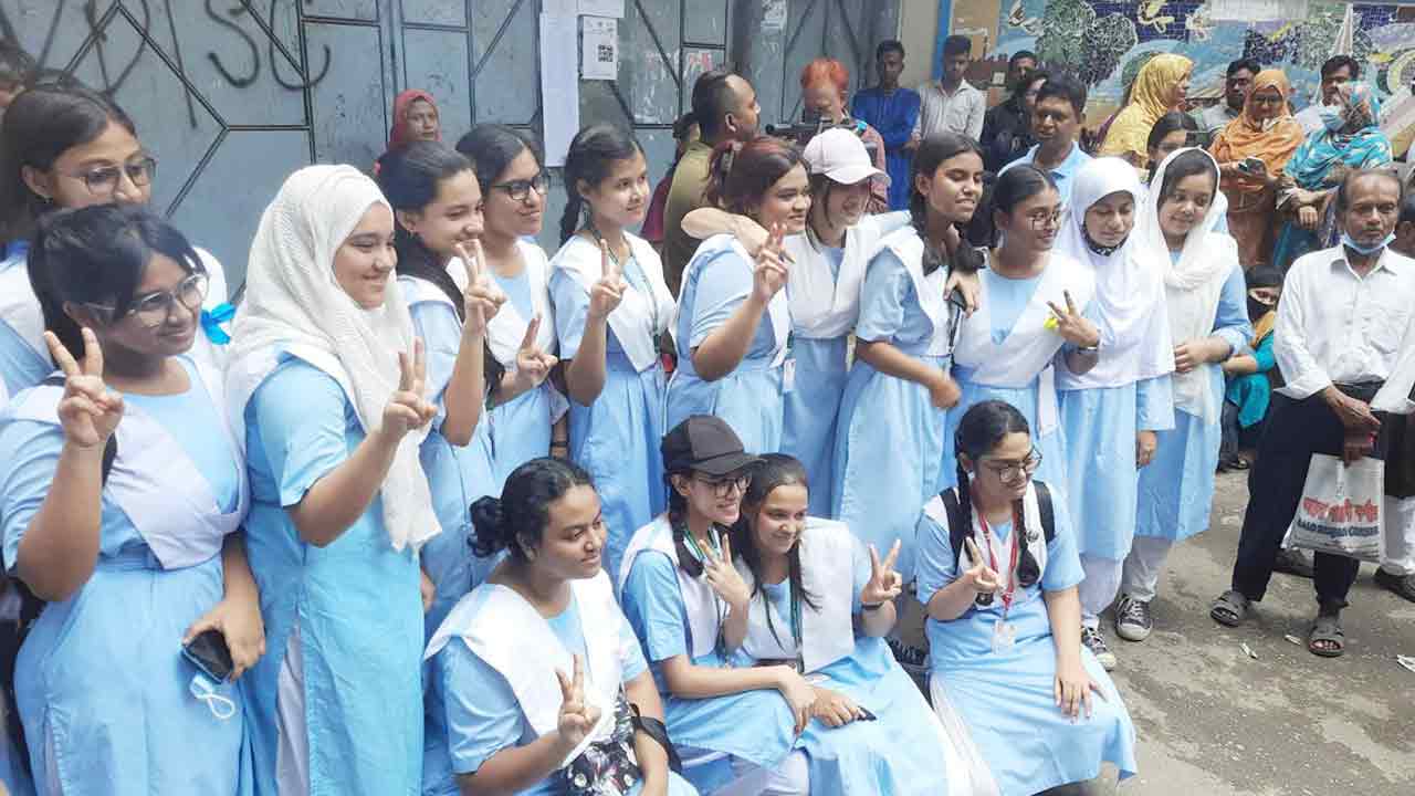 শতভাগ পাসে ব্যর্থ ভিকারুননিসা