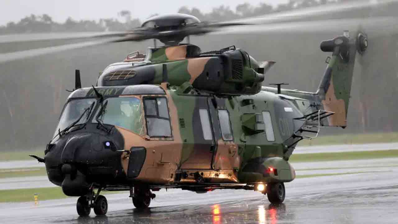 অস্ট্রেলিয়ায় সামরিক হেলিকপ্টার বিধ্বস্ত