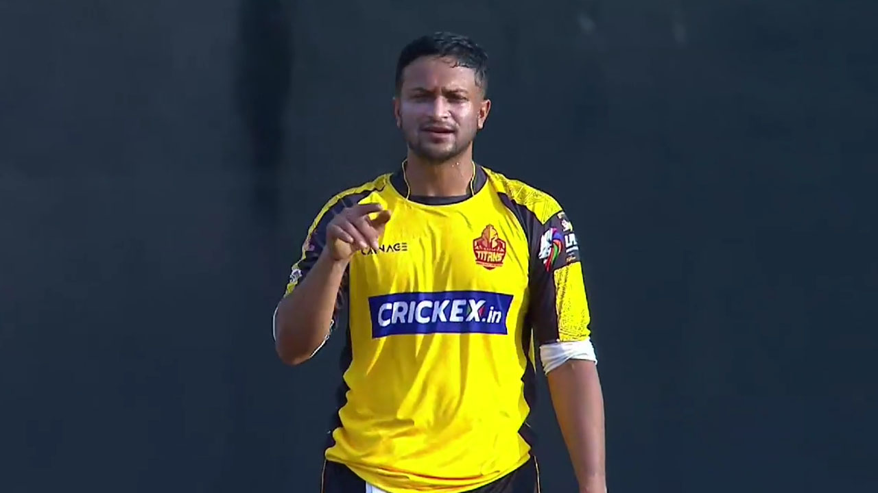 সাকিব আল হাসান