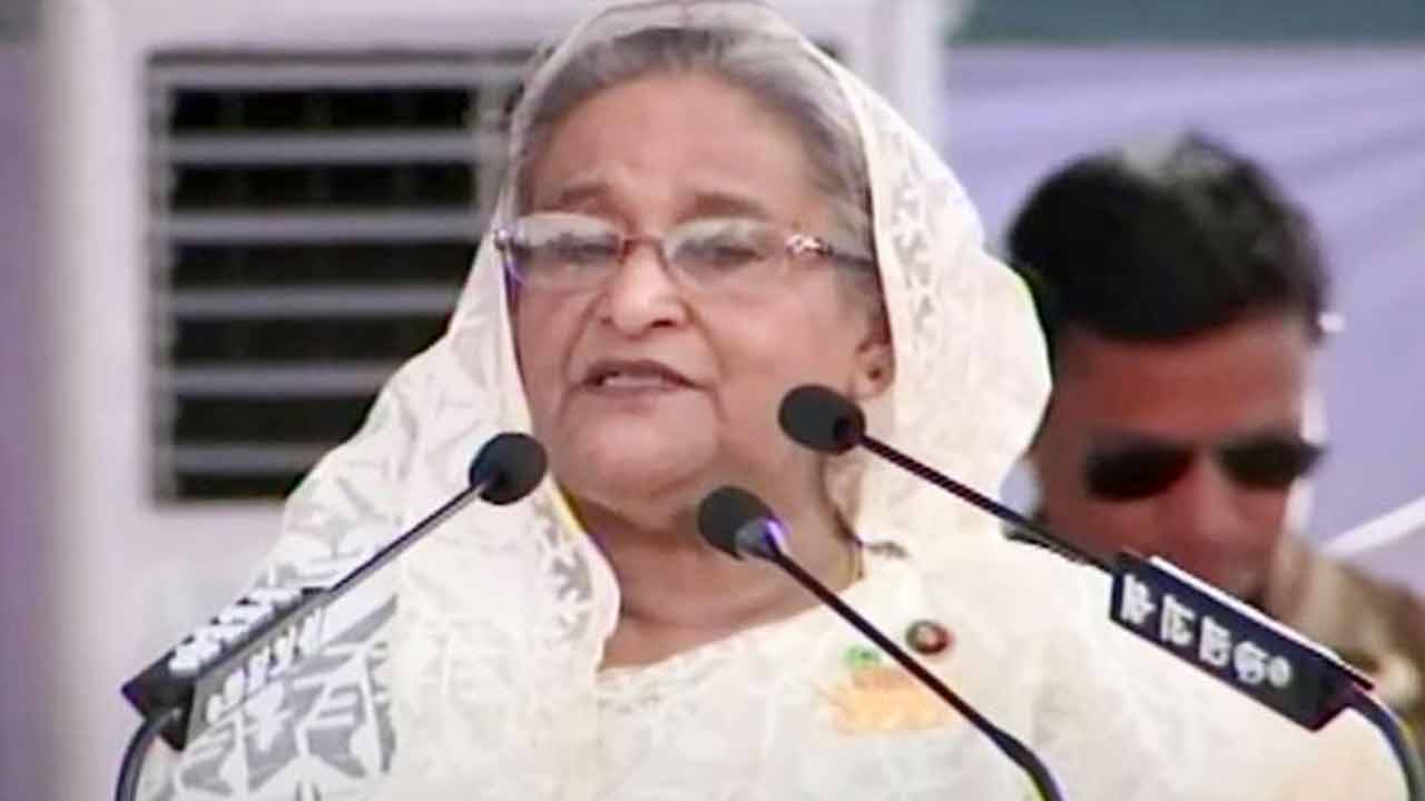 প্রধানমন্ত্রী শেখ হাসিনা