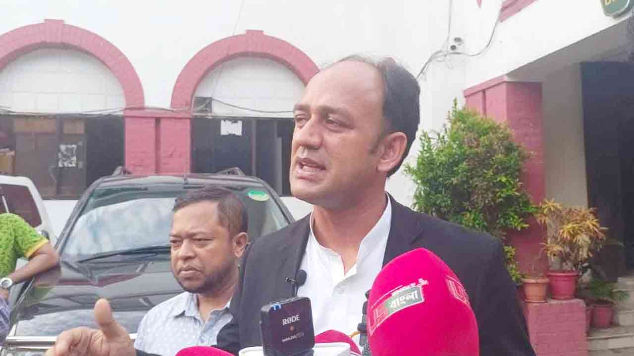 ব্যারিস্টার সায়েদুল হক সুমন