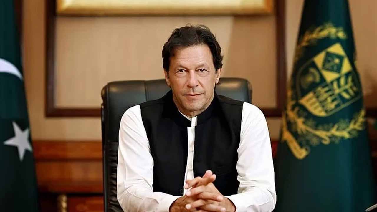 পাকিস্তানের সাবেক প্রধানমন্ত্রী ইমরান খান (ফাইল ছবি)