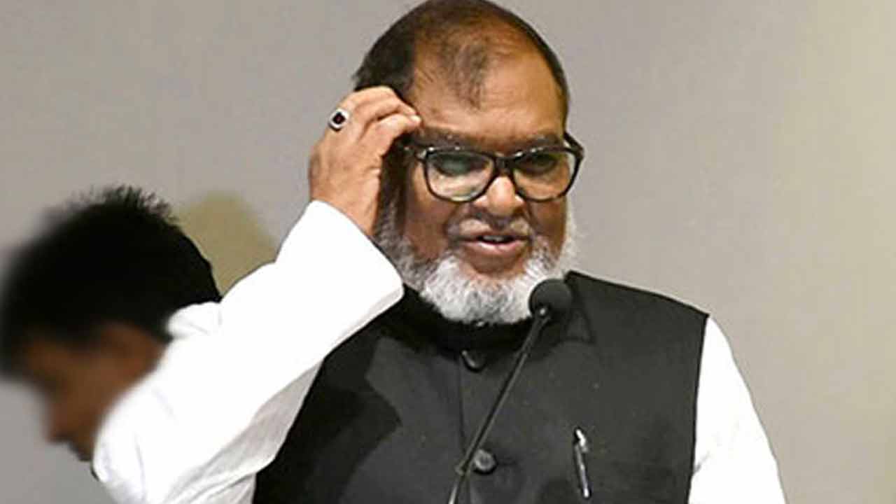 আ ক ম মোজাম্মেল হক। ফাইল ছবি