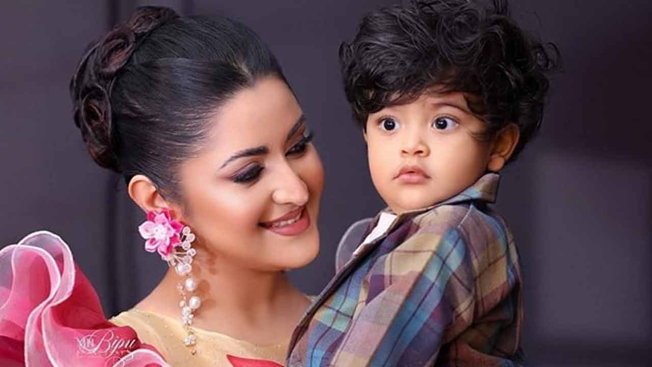 পরী ও তার ছেলে