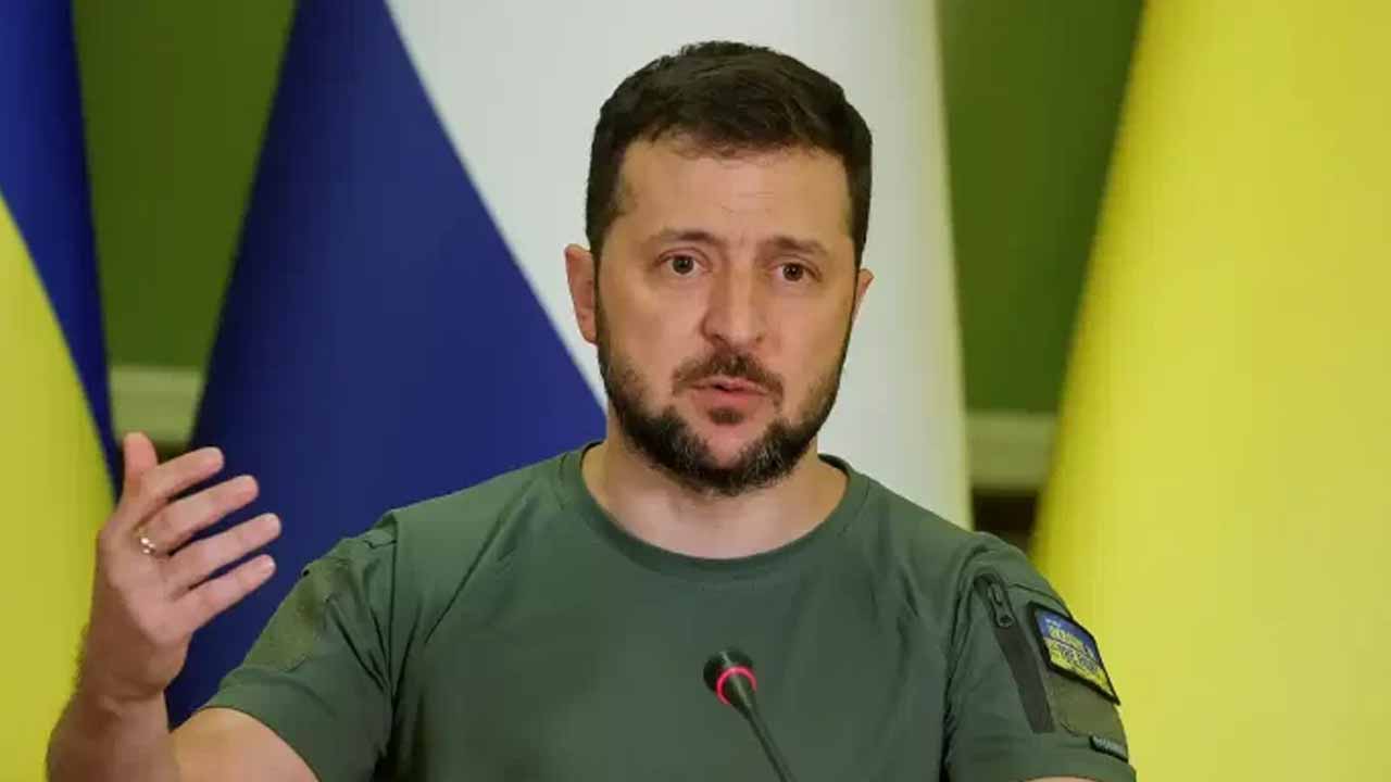 ইউক্রেনের প্রেসিডেন্ট ভলোদিমির জেলেনস্কি (ফাইল ছবি)