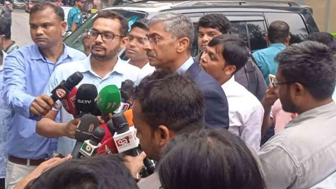 বৈঠক শেষে সাংবাদিকদের শহিদউদ্দিন চৌধুরী এ্যানী