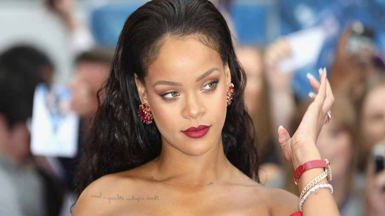 মার্কিন পপ তারকা রিয়ানা (ফাইল ছবি)