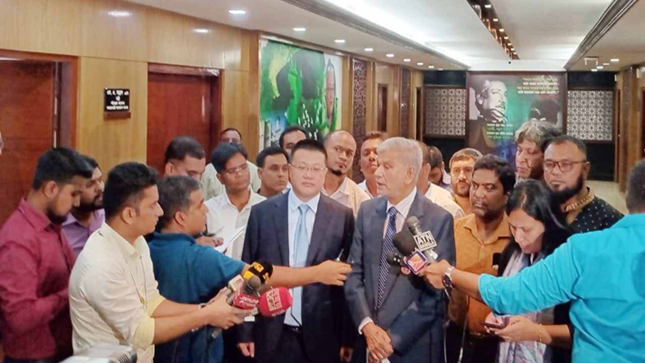 বক্তব্য রাখছেন পরিকল্পনামন্ত্রী।