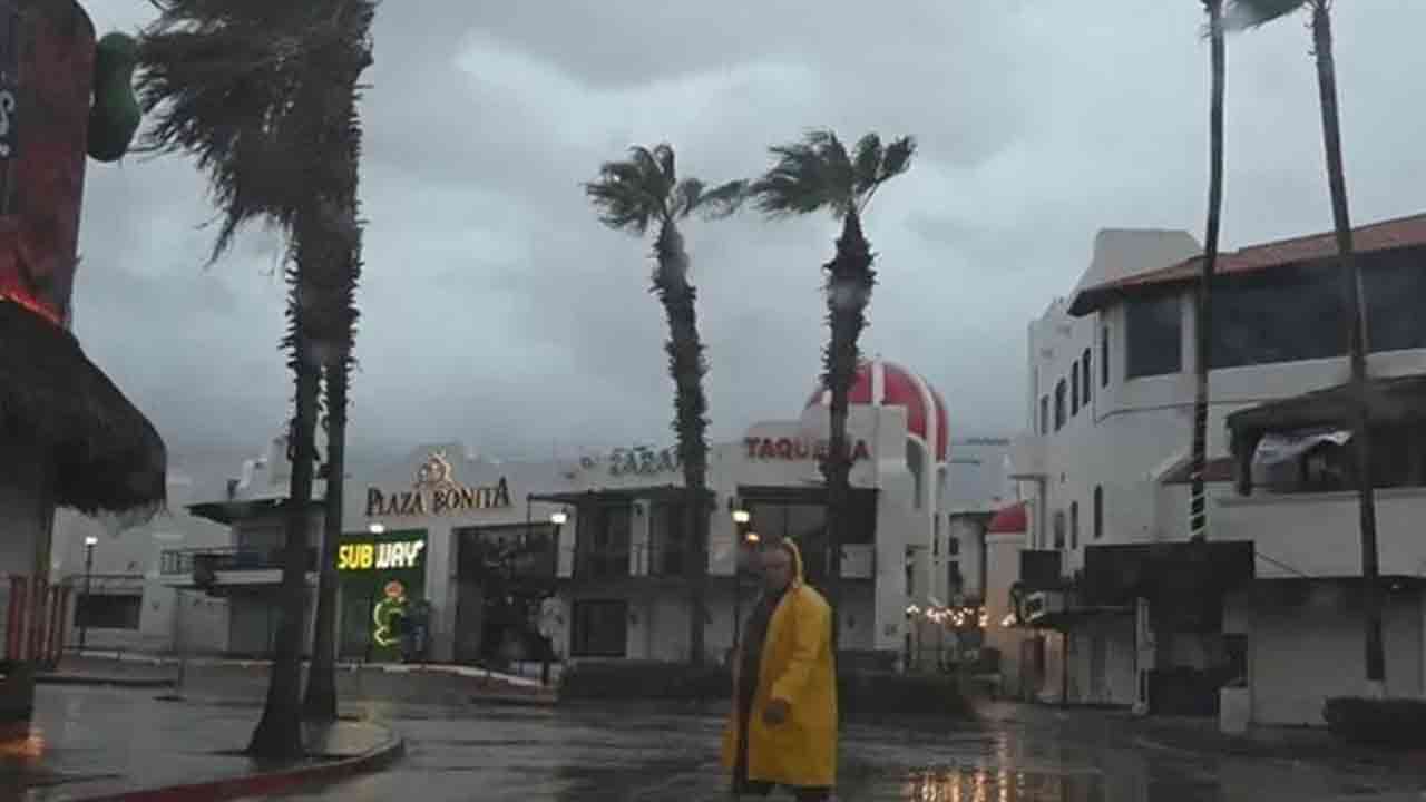 ক্যালিফোর্নিয়ায় জরুরি অবস্থা ঘোষণা