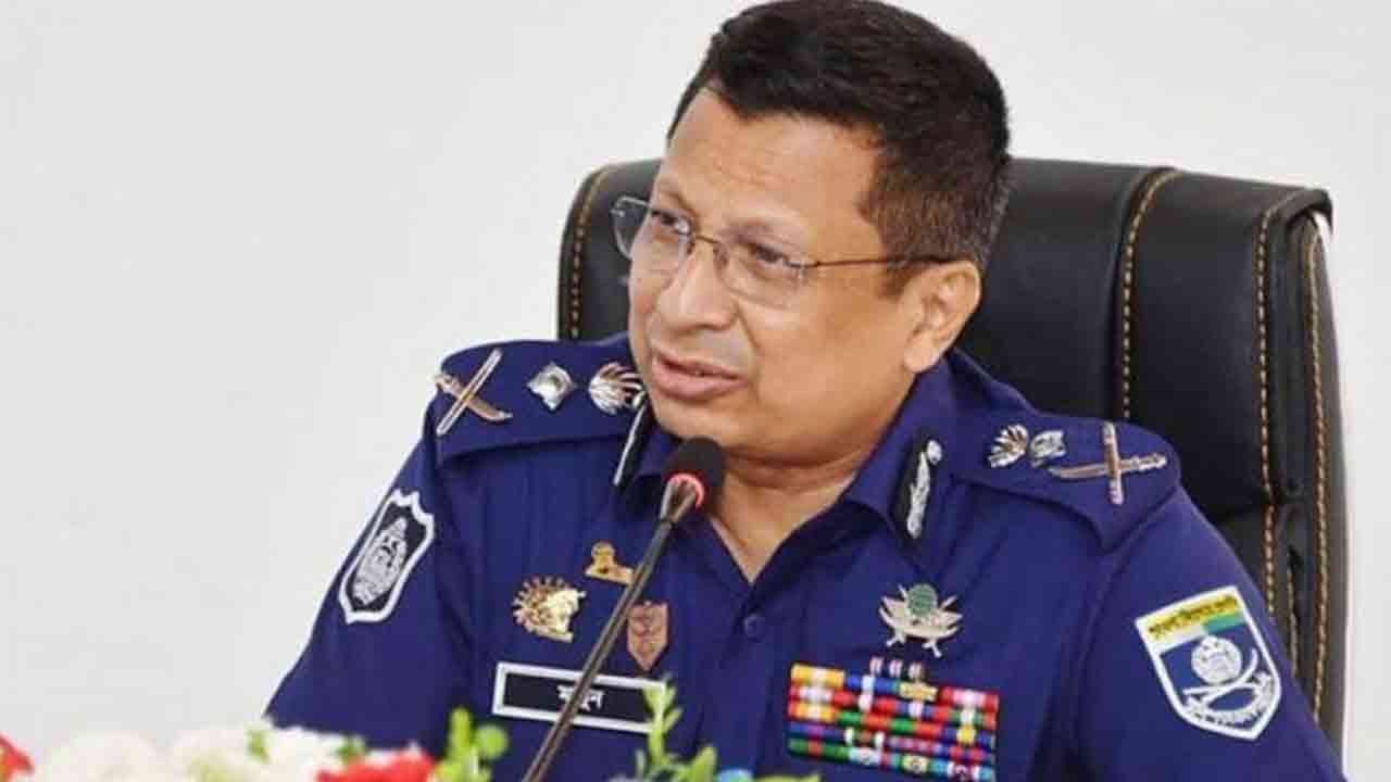 আইজিপি চৌধুরী আবদুল্লাহ আল মামুন (ফাইল ছবি)