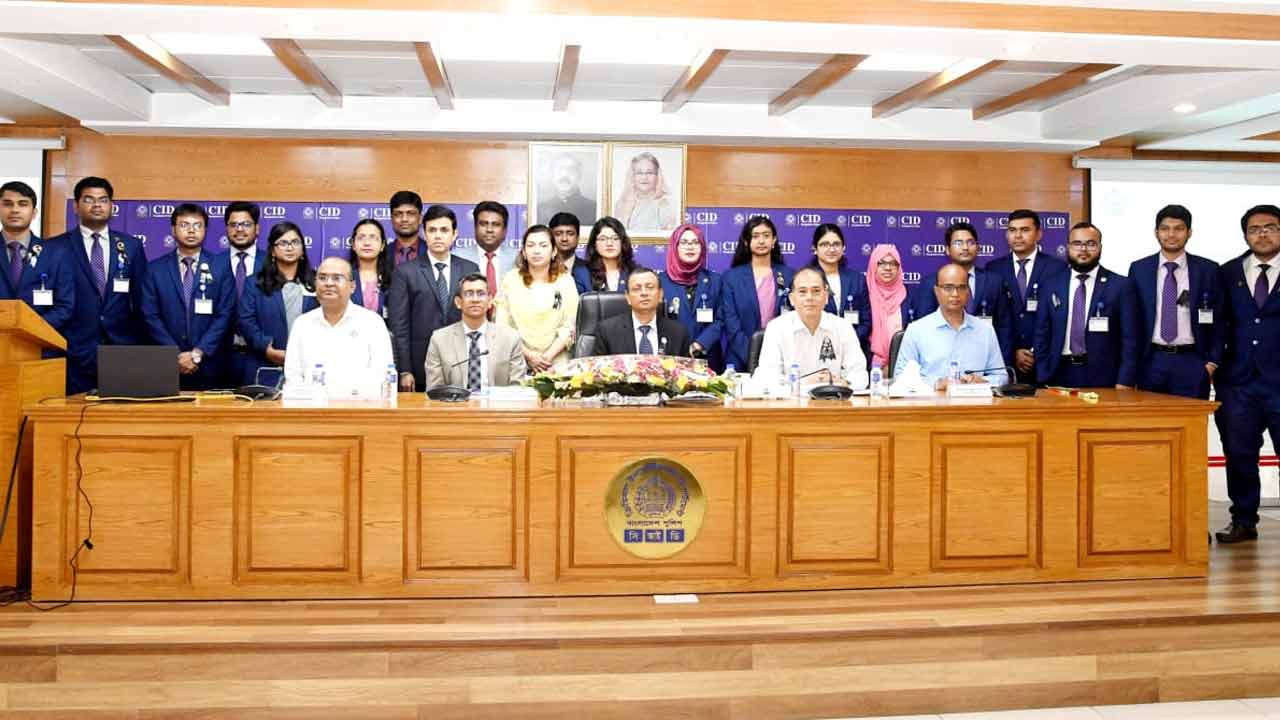 বিচার বিভাগীয় ৫৮ জন কর্মকর্তার সিআইডিতে শিক্ষা সফর