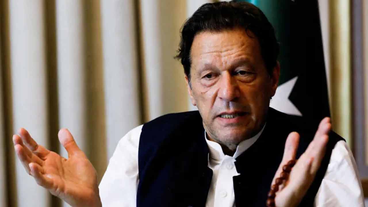 ইমরান খান