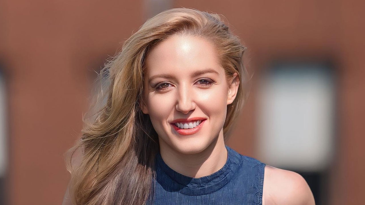 কোর্টনি কফি । ছবি: ফেসবুক