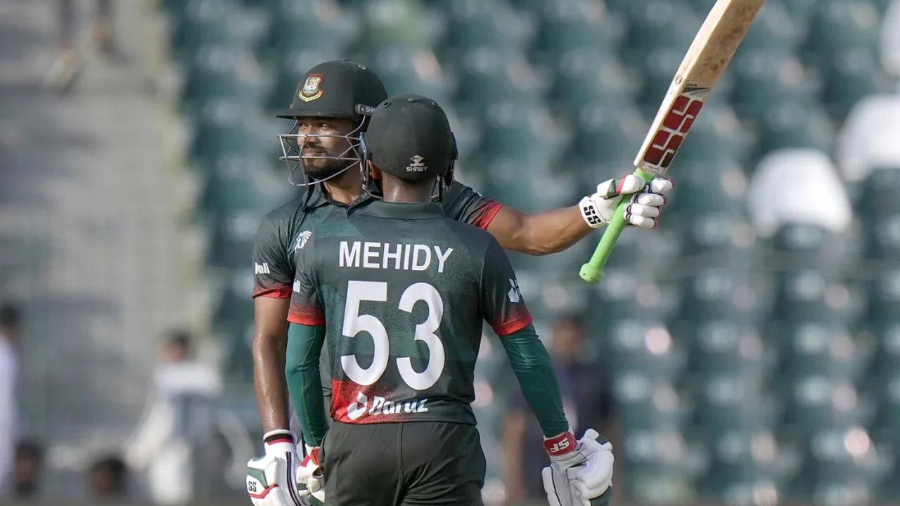 সেঞ্চুরি পেয়েছেন মিরাজ ও শান্ত