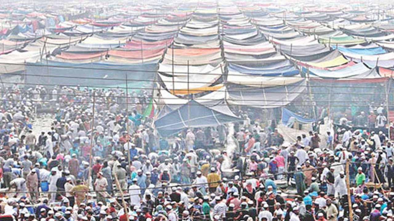 ইজতেমা মাঠে লাখো মুসল্লি। ছবি: সংগৃহীত