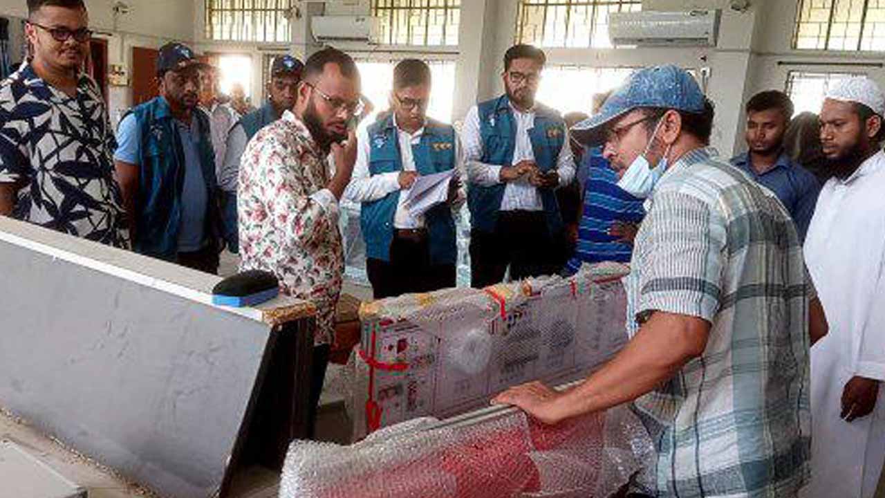 লক্ষ্মীপুরে ৪ কোটি টাকার টেন্ডারে দুর্নীতির অভিযোগ তদন্তে দুদক