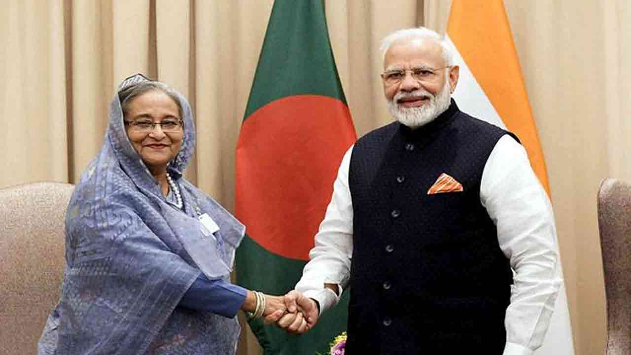 বাংলাদেশের প্রধানমন্ত্রী শেখ হাসিনা ও ভারতের প্রধানমন্ত্রী নরেন্দ্র মোদি (ফাইল ছবি)