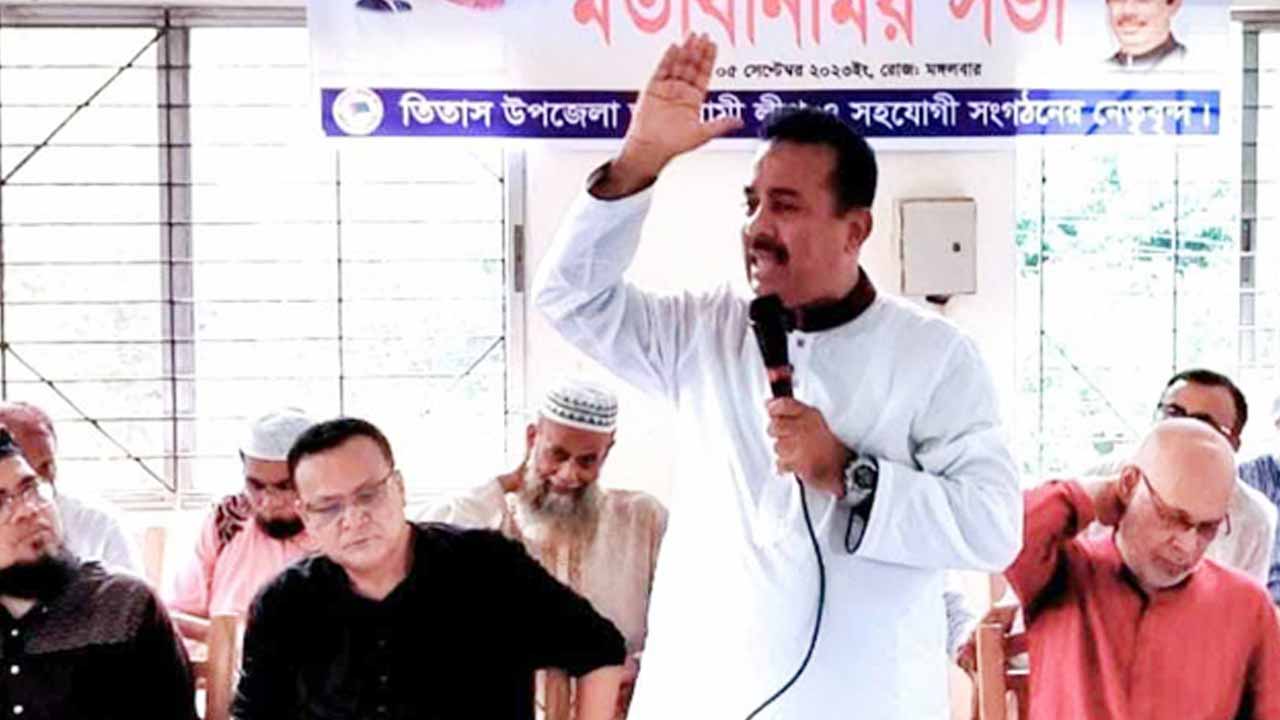 বক্তব্য রাখছেন আওয়ামী লীগের বিজ্ঞান ও প্রযুক্তিবিষয়ক সম্পাদক ইঞ্জিনিয়ার মো. আবদুস সবুর।