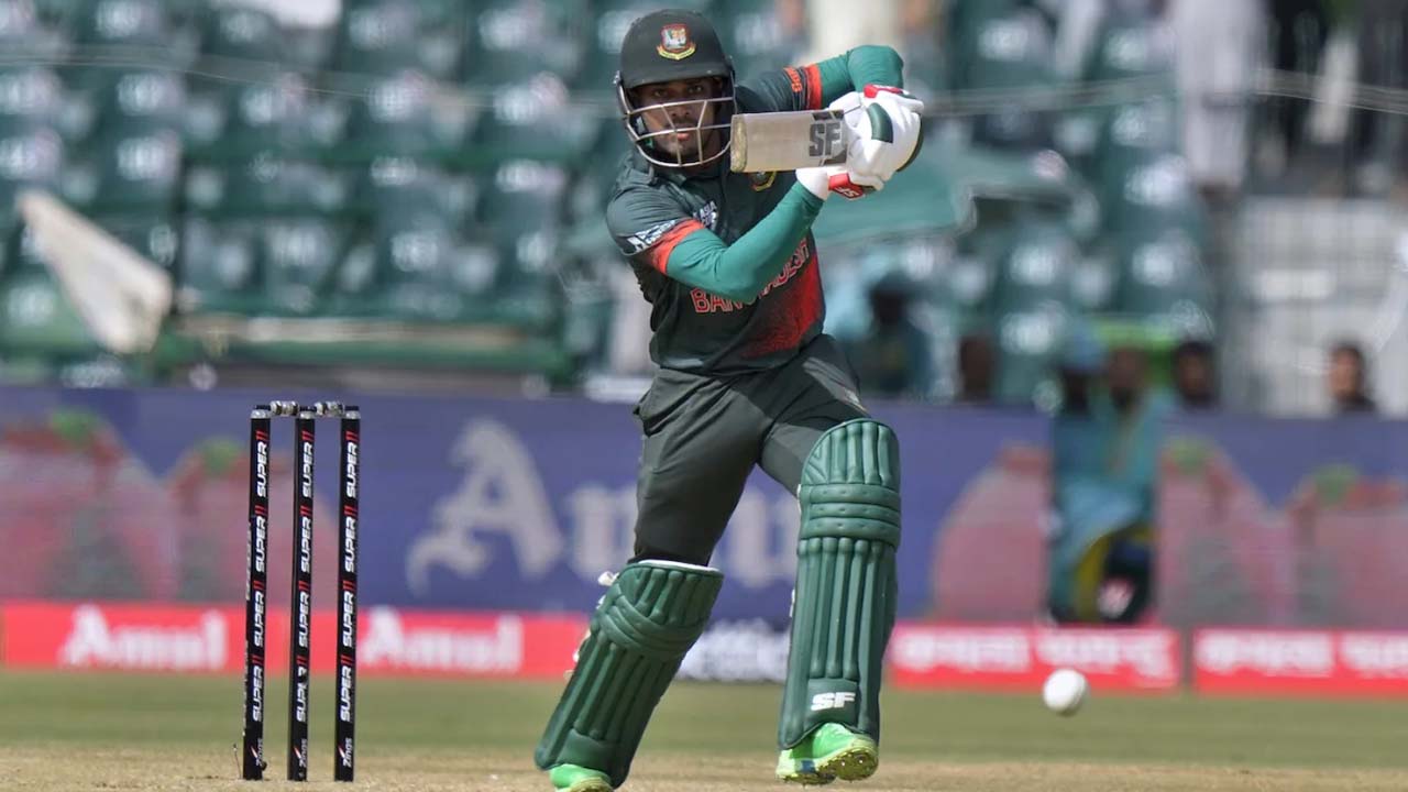 গোল্ডেন ডাক মিরাজের