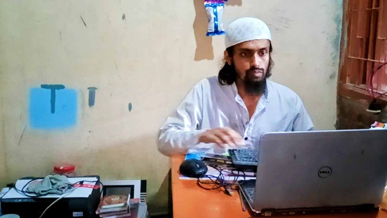 মাদরাসাশিক্ষক সজিব (ফাইল ছবি)