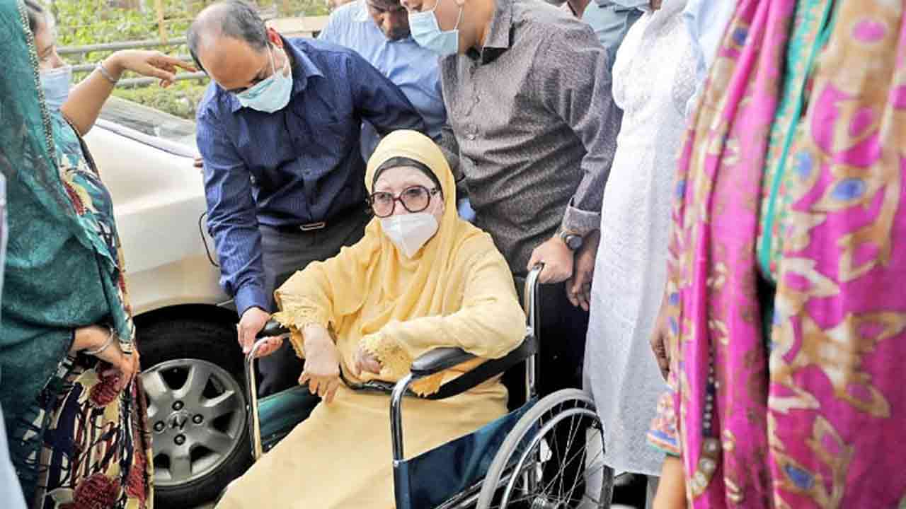 বিএনপি চেয়ারপারসন বেগম খালেদা জিয়া (ফাইল ছবি)