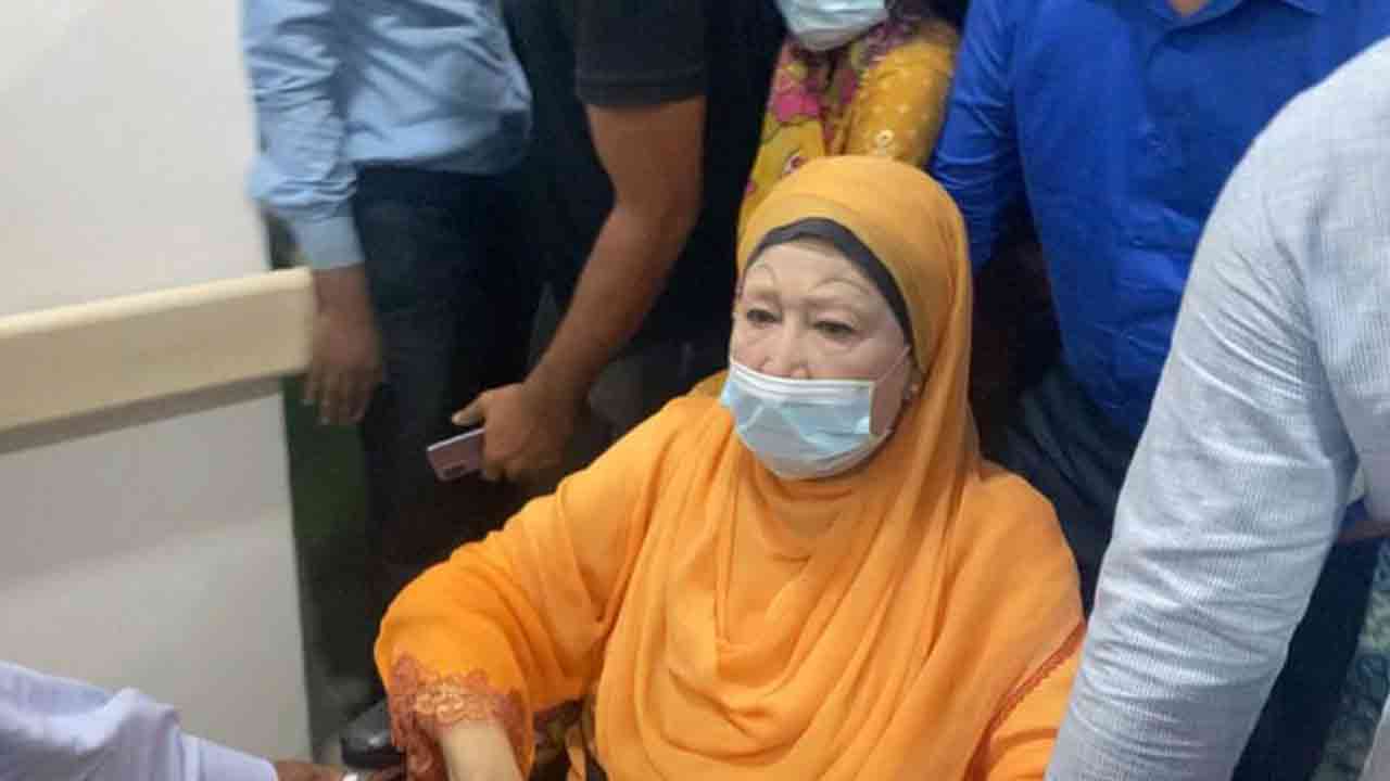 বিএনপি চেয়ারপারসন বেগম খালেদা জিয়া (ফাইল ছবি)