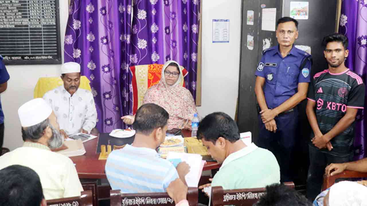 কম্পিউটারে জাল জন্মসনদ তৈরির অপরাধে দোকানির কারাদণ্ড