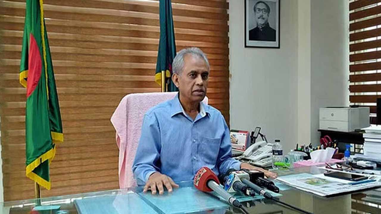 নির্বাচন কমিশনার মো. আলমগীর (ফাইল ছবি)