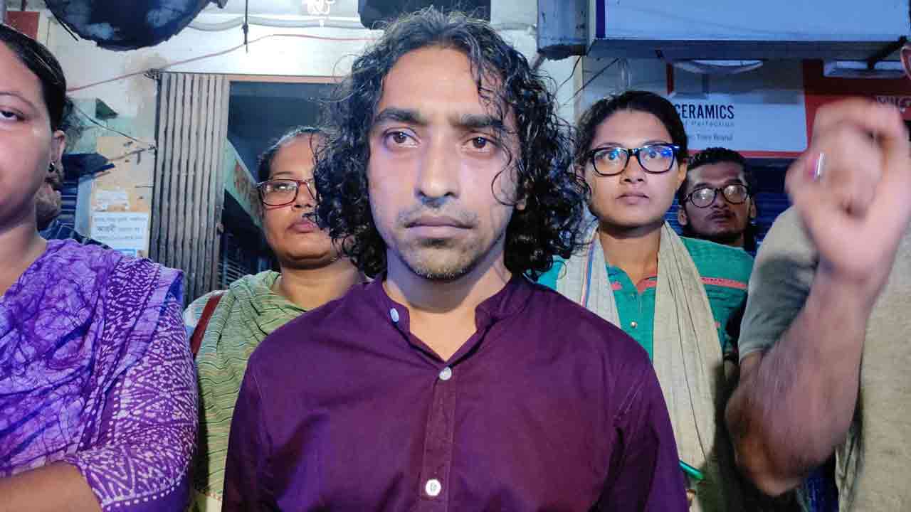 গণসংহতি আন্দোলনের নারায়ণগঞ্জ জেলা কমিটির সমন্বয়কারী তরিকুল সুজন