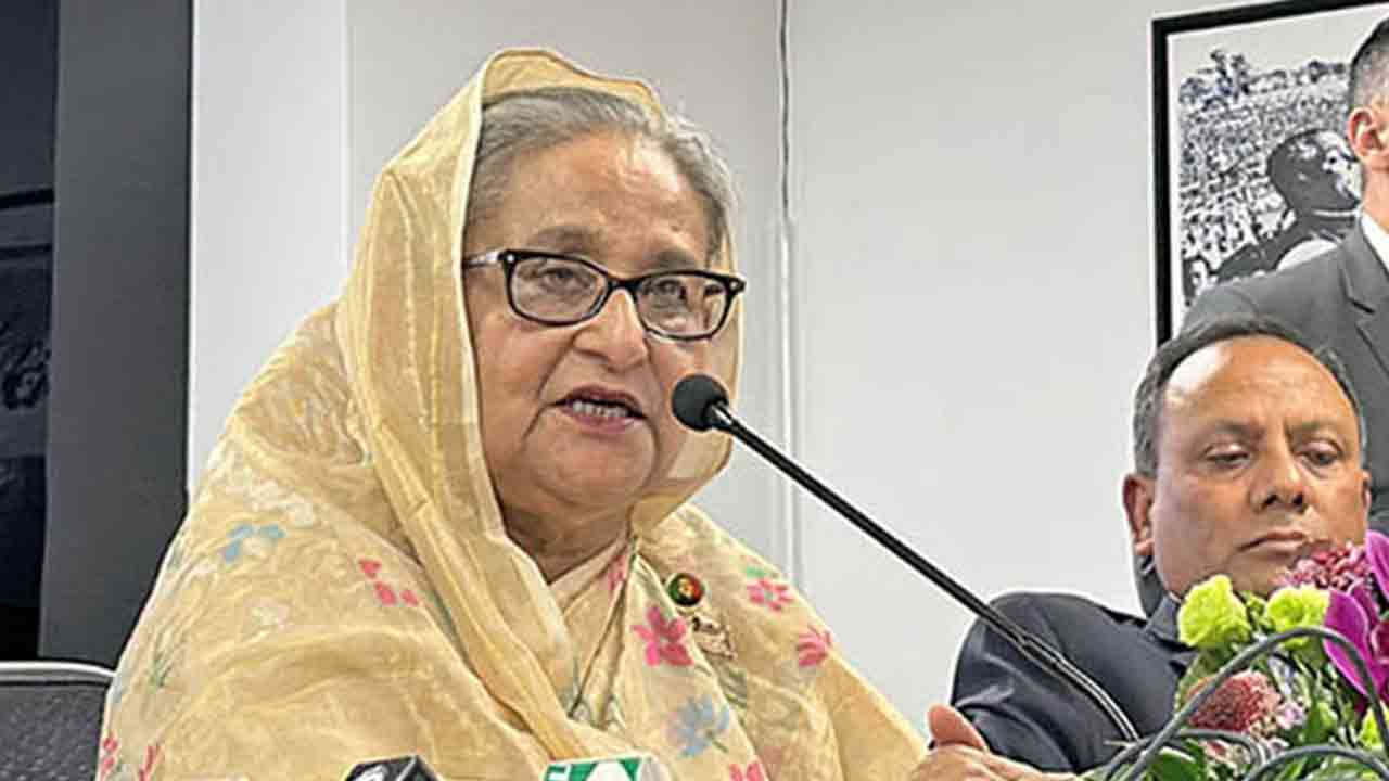 জাতিসংঘের বাংলাদেশ স্থায়ী মিশনে মিট দ্য প্রেস অনুষ্ঠানে প্রধানমন্ত্রী শেখ হাসিনা