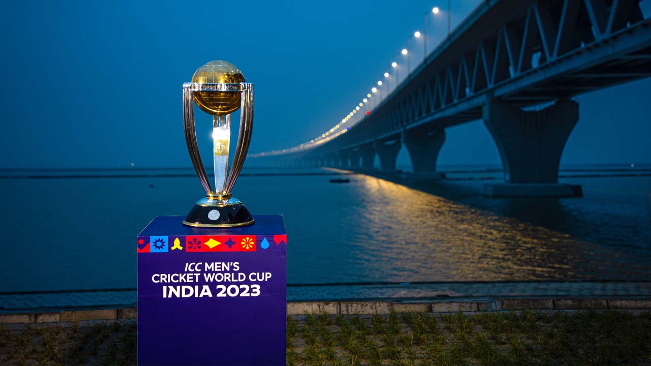 পদ্মাসেতুতে বিশ্বকাপ ট্রফি