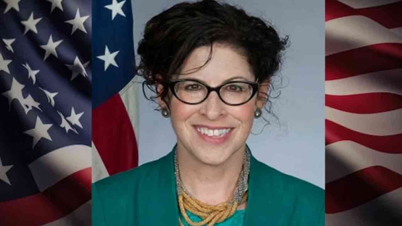 যুক্তরাষ্ট্রের সহকারী সচিব রেনা বিটার (ফাইল ছবি)