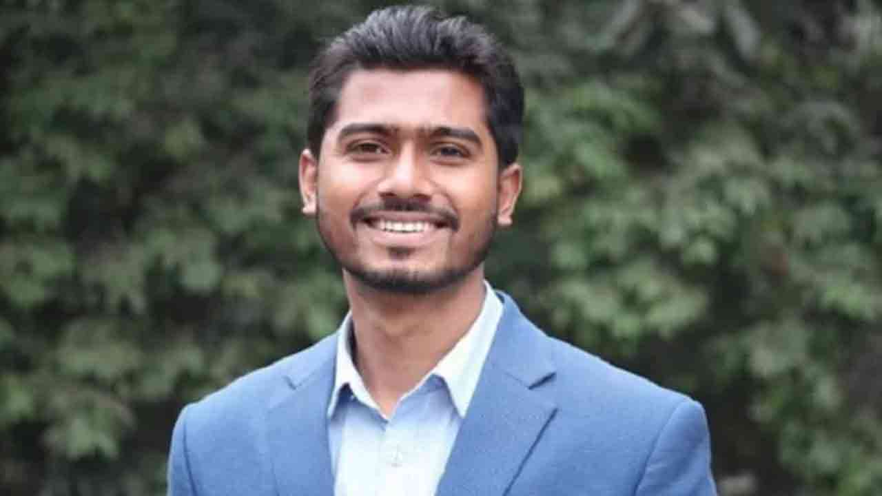 নুরুল হক নুর ( ফাইল ছবি)