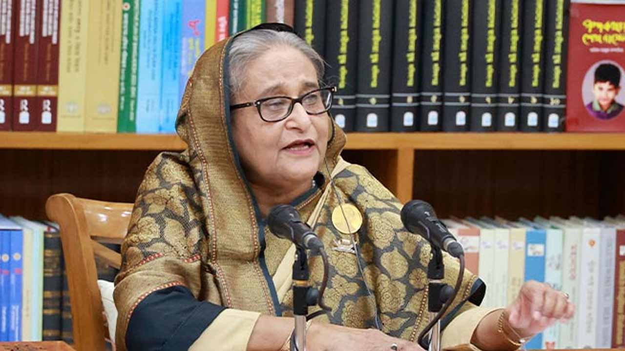 প্রধানমন্ত্রী শেখ হাসিনা।