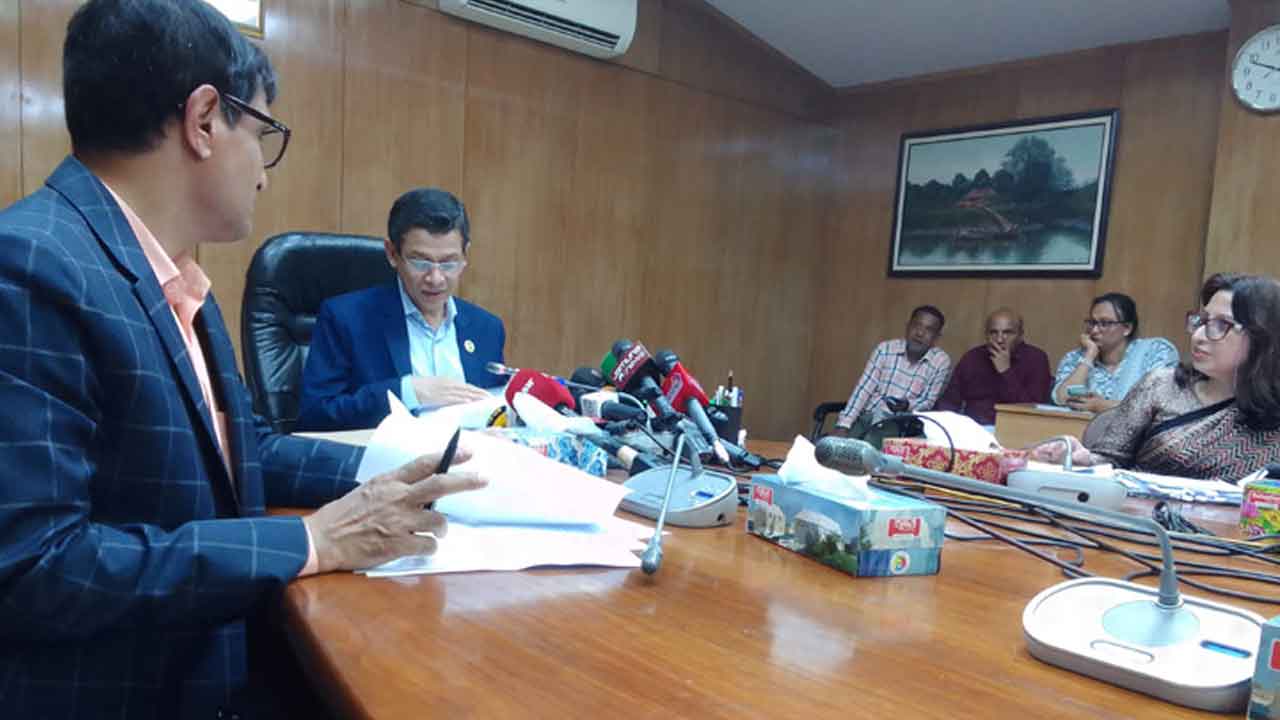 ২৮ অক্টোবরের আইনশৃঙ্খলা পরিস্থিতি নিয়ে যা জানাল মন্ত্রিপরিষদ সচিব