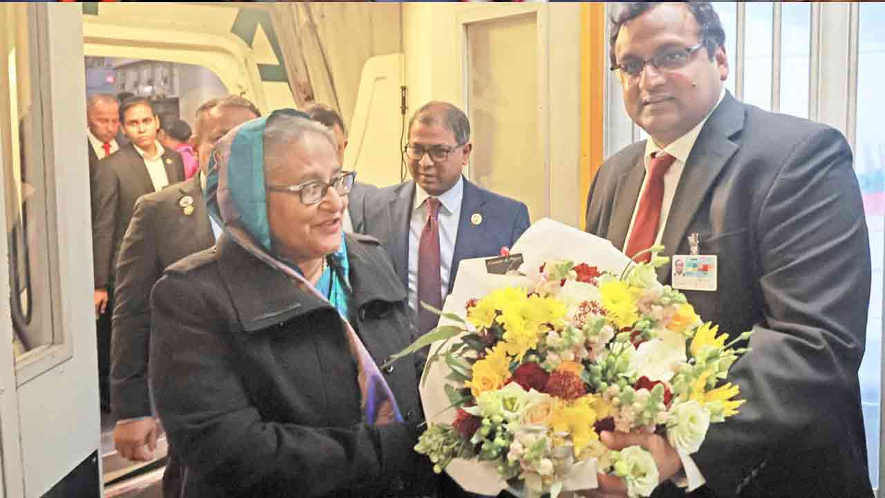 ব্রাসেলসে পৌঁছেছেন প্রধানমন্ত্রী