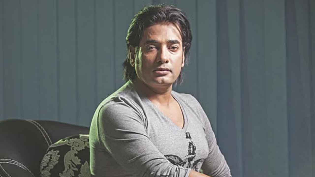 বিক্ষোভ থেকে আগুন দেওয়া গার্মেন্টস নিয়ে মুখ খুললেন অনন্ত জলিল