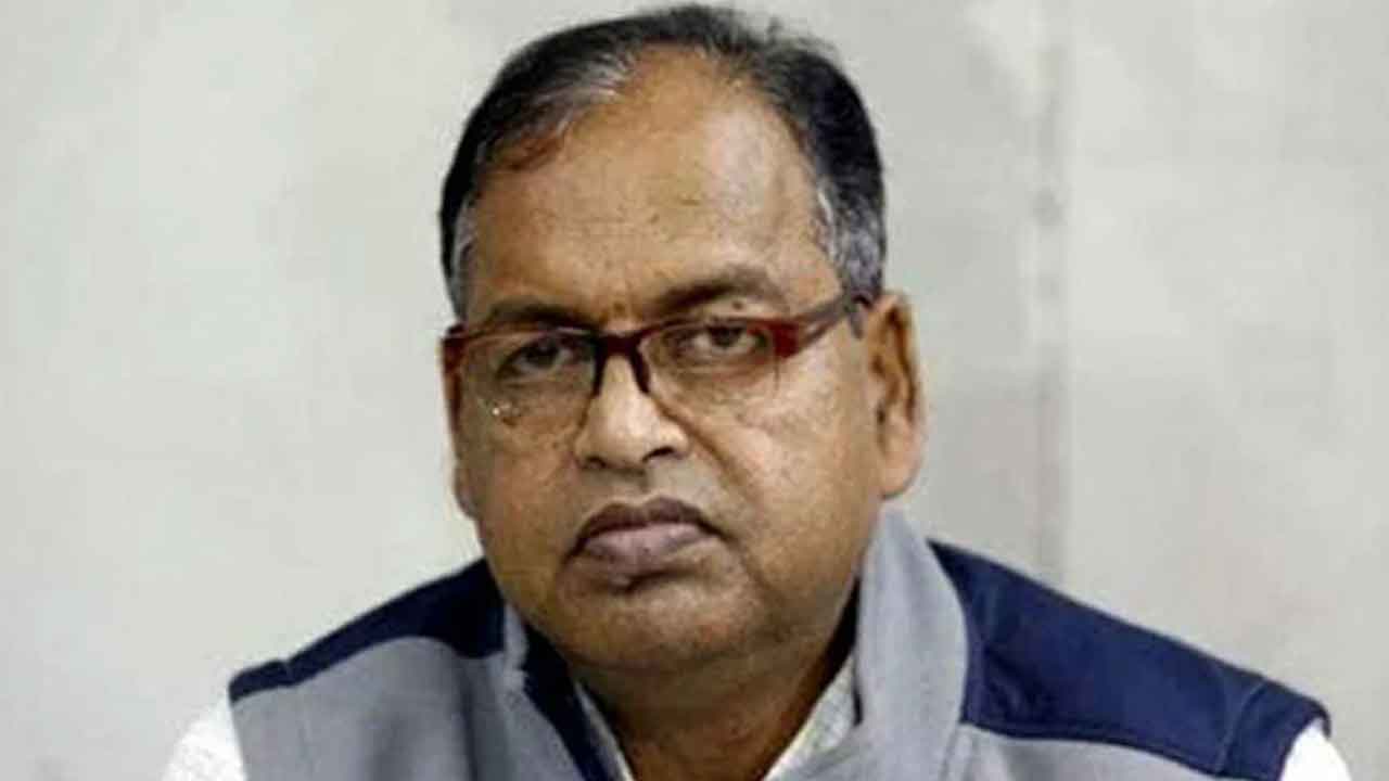 দুদুকে তুলে নেওয়ার অভিযোগ