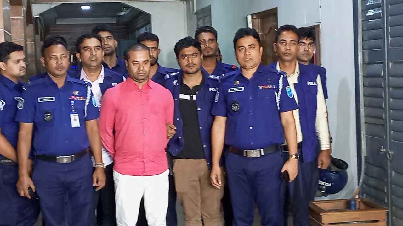 পুলিশ হত্যা মামলার প্রধান আসামি গ্রেপ্তার