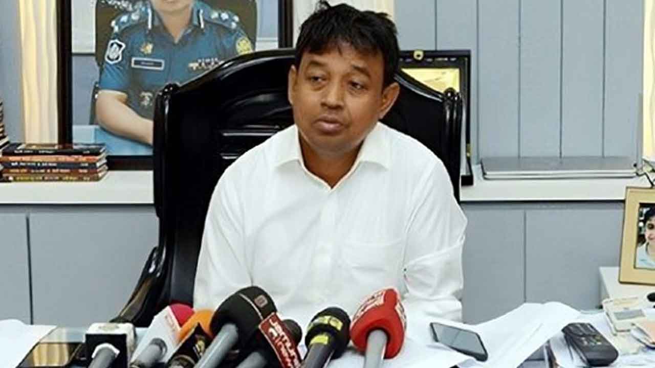 রিমান্ডে থাকা বিএনপি নেতাদের নিয়ে যা জানালেন ডিবির হারুন