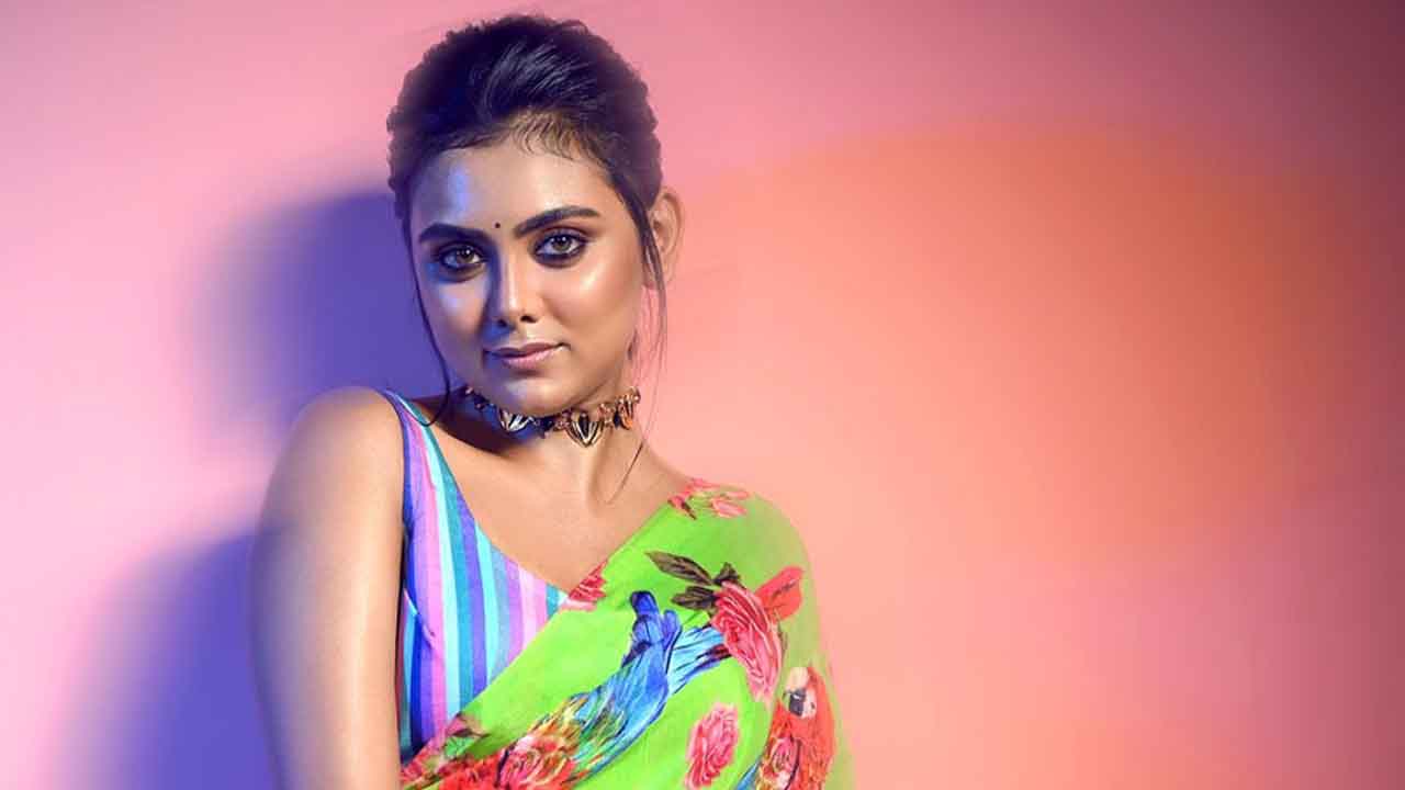 প্রেমিক খুঁজছেন ইধিকা পাল 