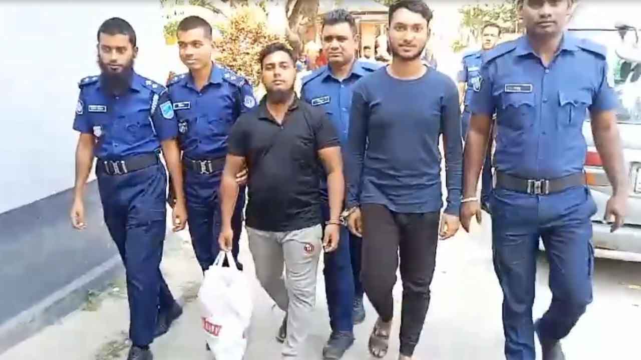 নারায়ণগঞ্জে  ককটেল বিস্ফোরণ, গ্রেপ্তার ২